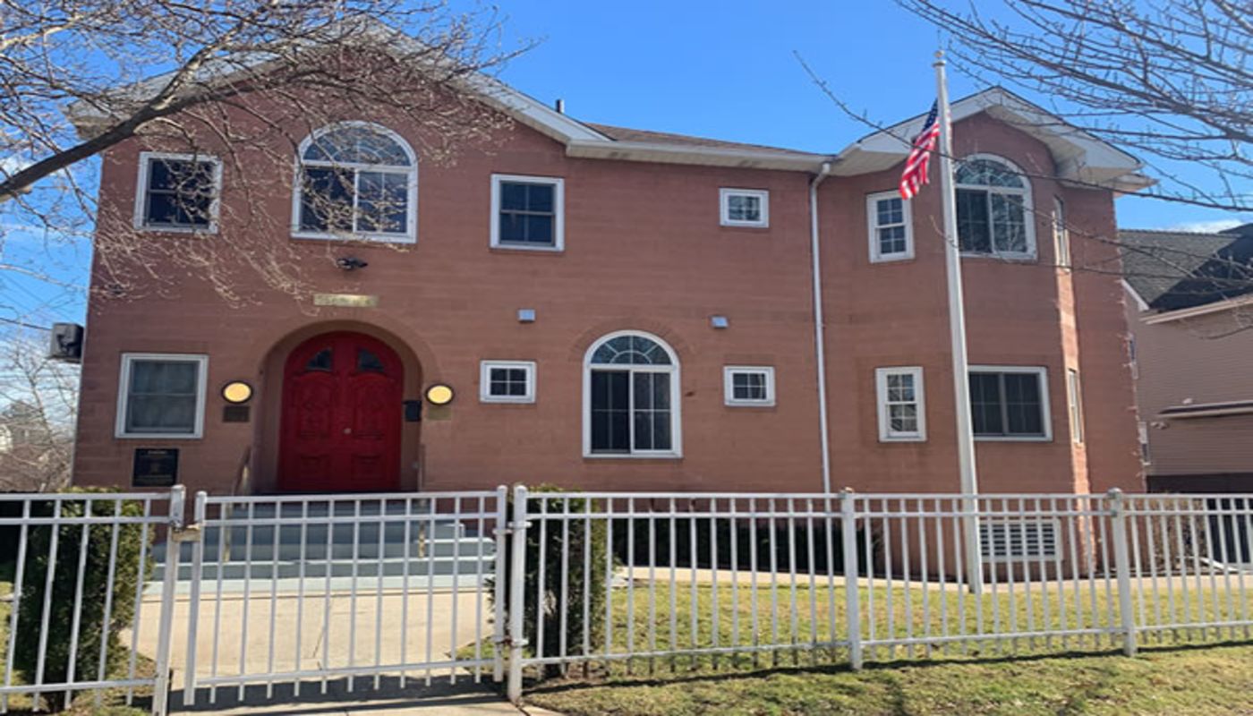 Camelot - Kuffner Residential