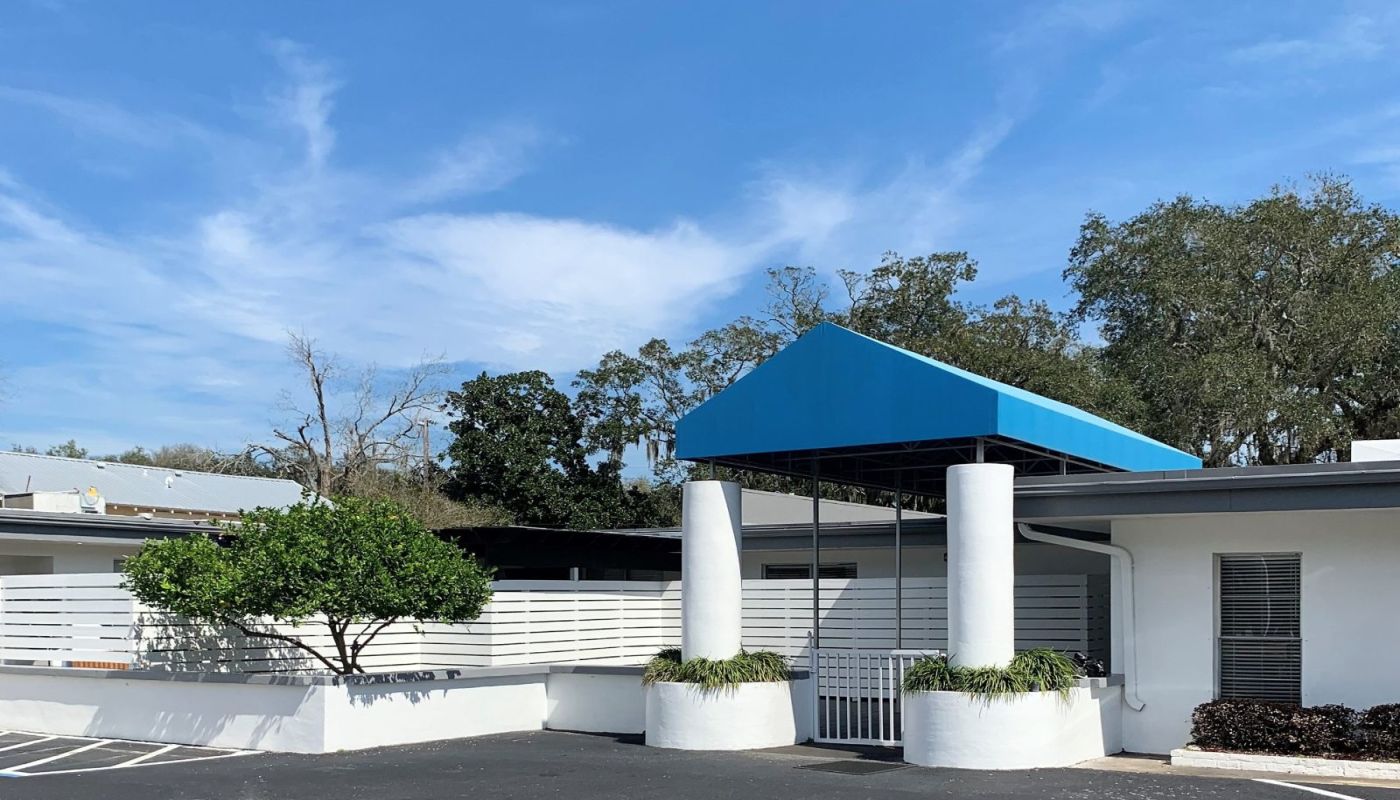 Dr. Paul's By The Sea