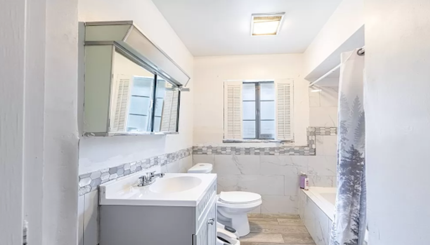 Izzy's House Winnet House