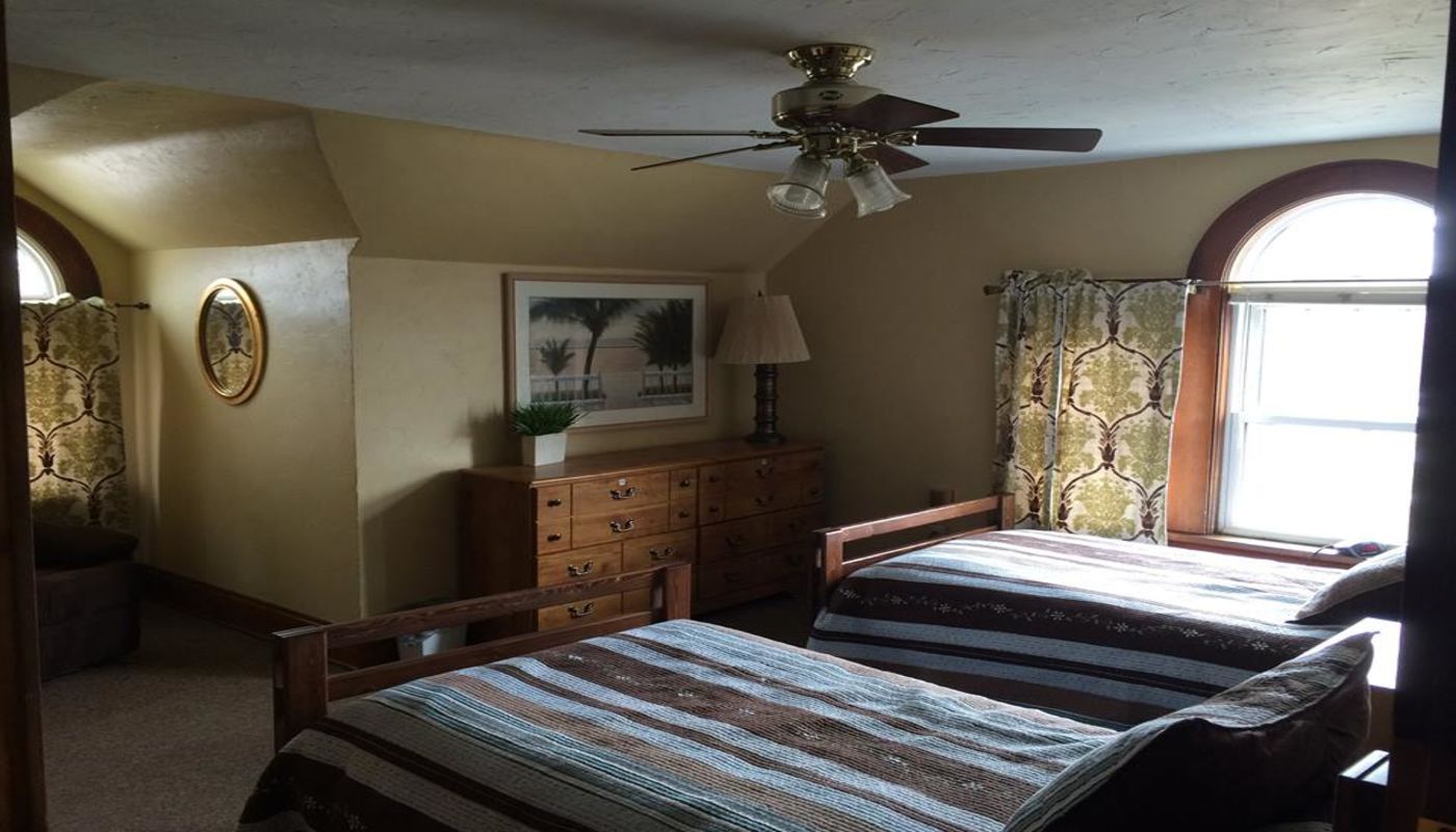 Jackie Nitschke Center