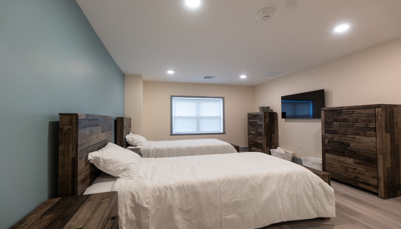 Never Alone - Adolescent Addiction Treatment Center