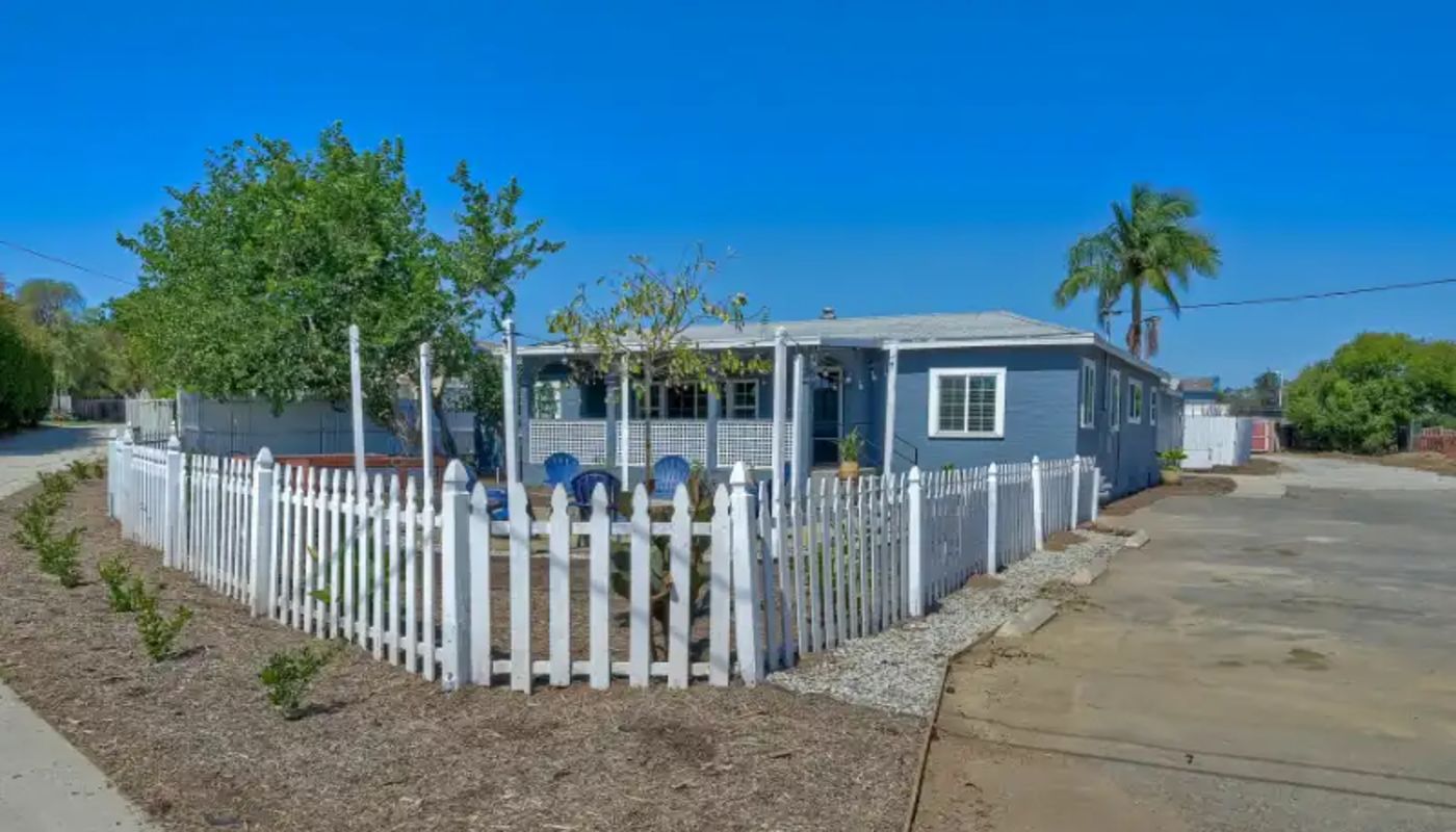 Pacific Oasis Recovery - The Hula House