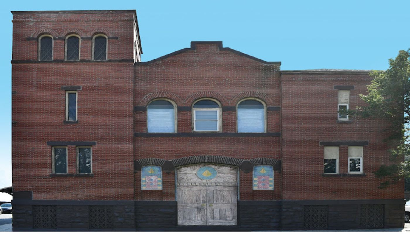 Pyramid Altoona Tradition Halfway House